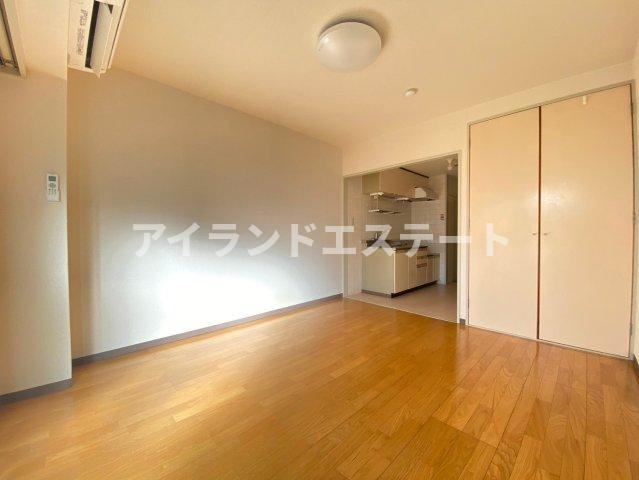 ロッキーヒルズ自由ヶ丘　宅配BOX　大型バイク相談の内装