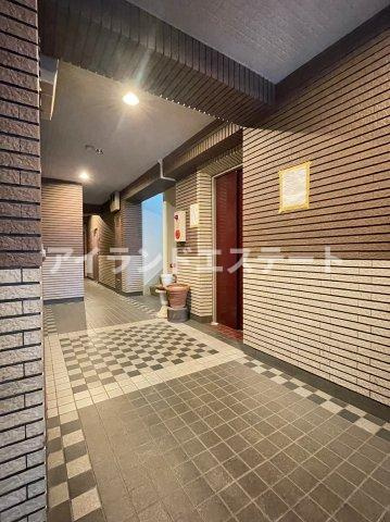 米勢ビル　フルリフォーム予定　オートロック　ルーフバルコニーのロビー