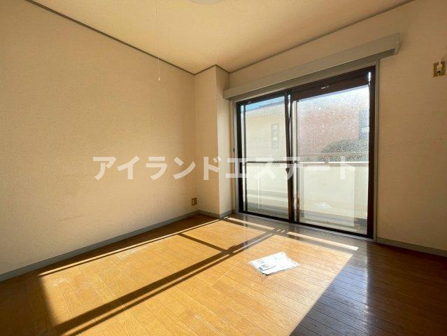 リッチハイツ　陽当たり良好　メゾネット　の居間・リビング