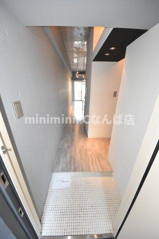 SKタワー心斎橋イーストの玄関