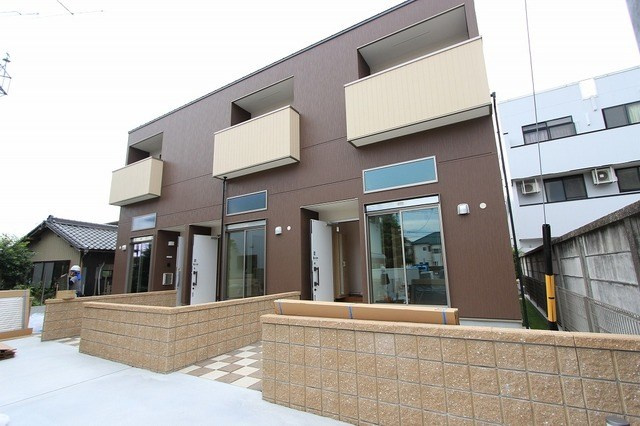 サンポート金屋