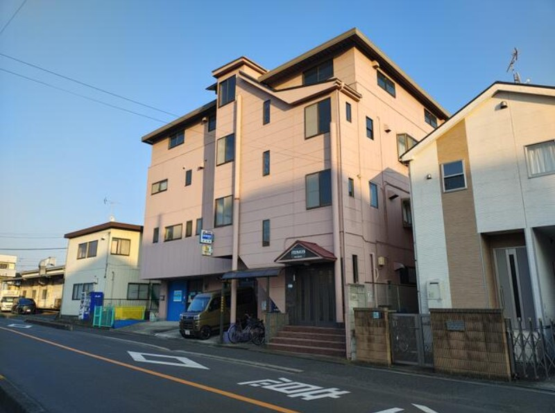 貸倉庫・店舗(事務所) 共栄マンションの外観