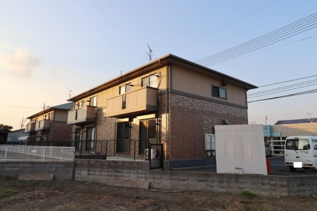 クリエカーサ　B棟