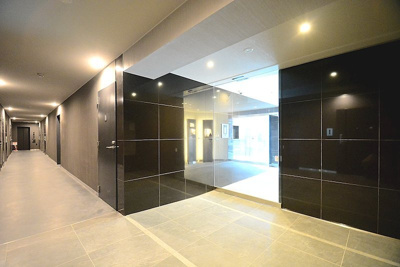 【エントランス】 | グランドコンシェルジュ練馬中村橋アジールコート