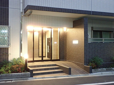 【エントランス】 | シュバリエ