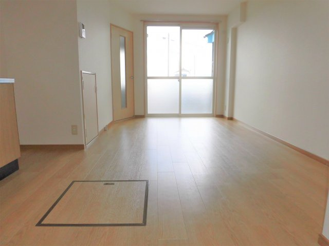 グロリアガーデンAの居間・リビング|イメージ写真