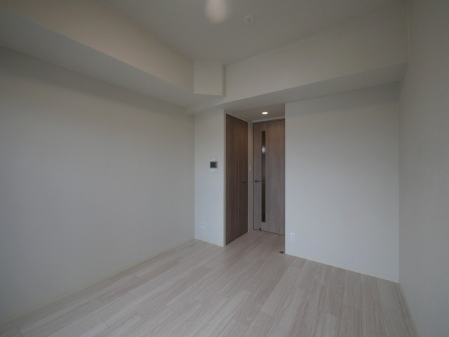 大阪市東成区東今里２丁目の賃貸マンションの居間・リビング