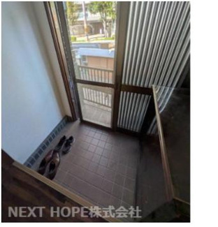 【玄関】 | 尼崎市蓬川町中古戸建 | スッキリとした玄関です♪いつでもご覧いただけます！お気軽にネクストホープ不動産販売までお問い合わせを！！