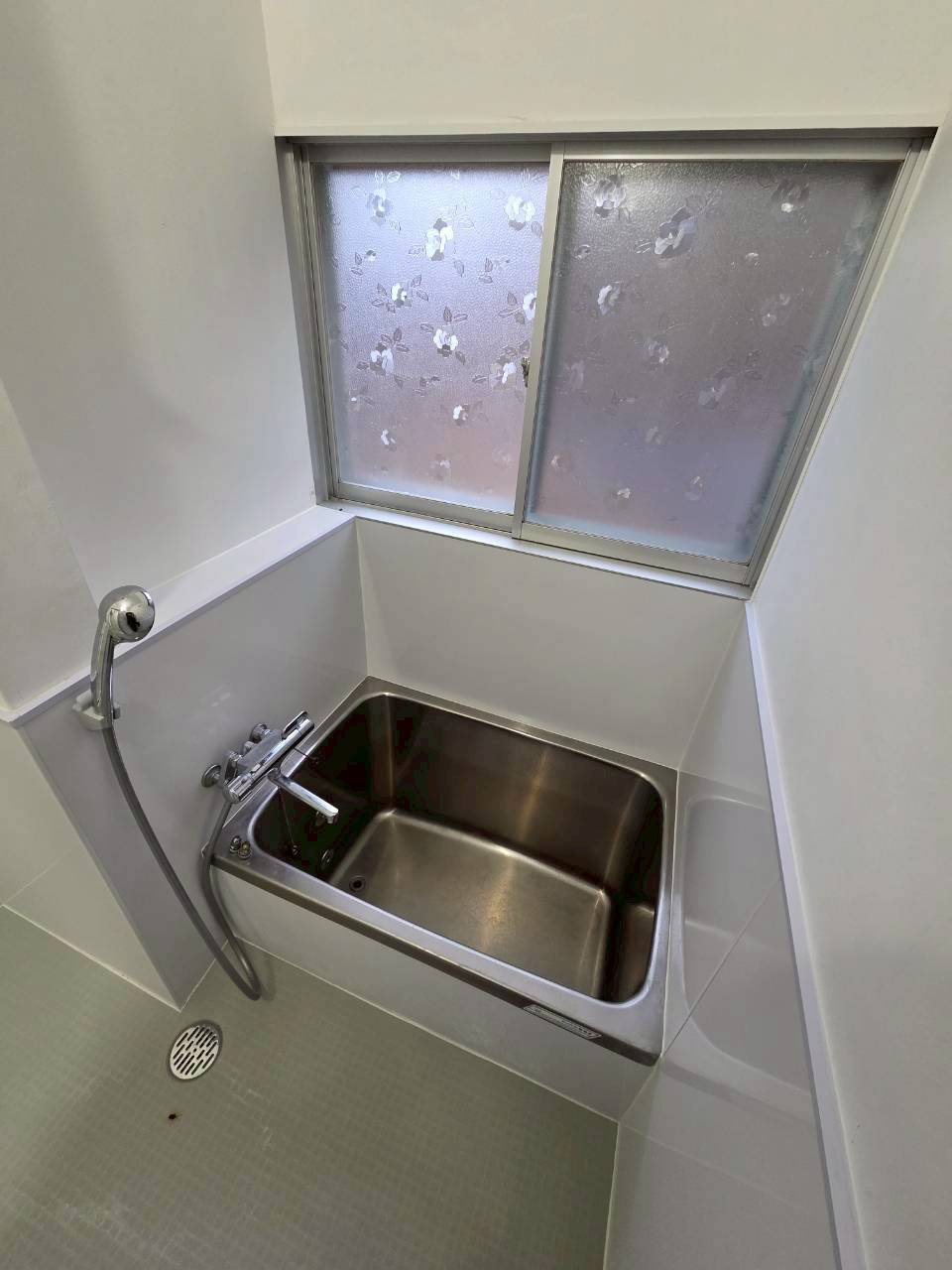 別保7-109貸家の浴室