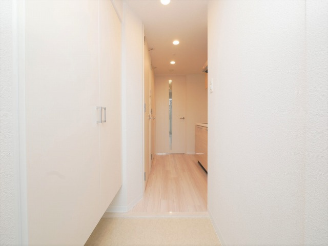 エスリード西九条レジデンスの玄関