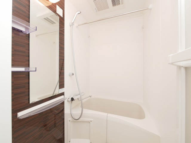 エスリード西九条レジデンスの浴室