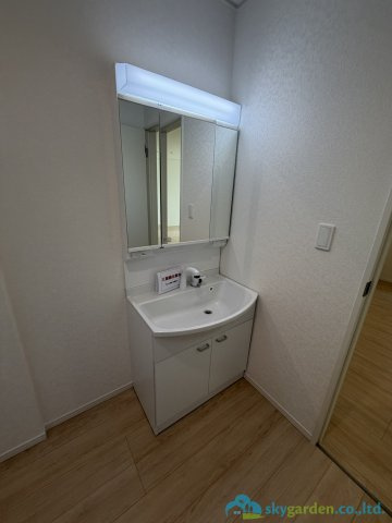 平塚市御殿第18　新築戸建　全8棟8号棟の独立洗面台