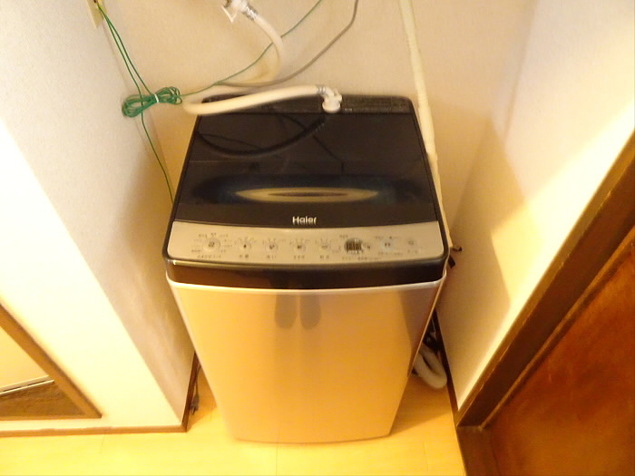 西垣アパートの玄関