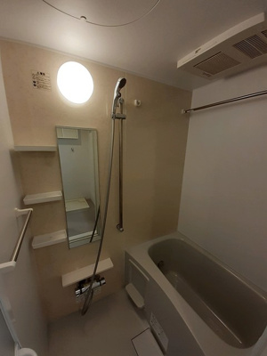 【浴室】 | トゥーレン コティ | バス