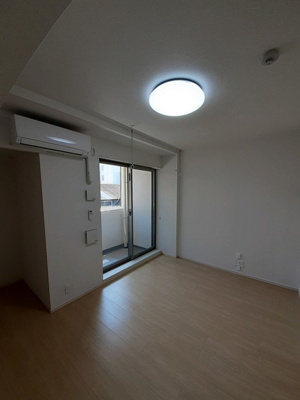 【内装】 | トゥーレン コティ