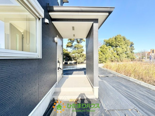 加須市水深　中古一戸建ての玄関|２０２５年１２月５日撮影