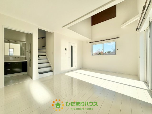 加須市水深　中古一戸建ての居間・リビング|２０２５年１２月５日撮影