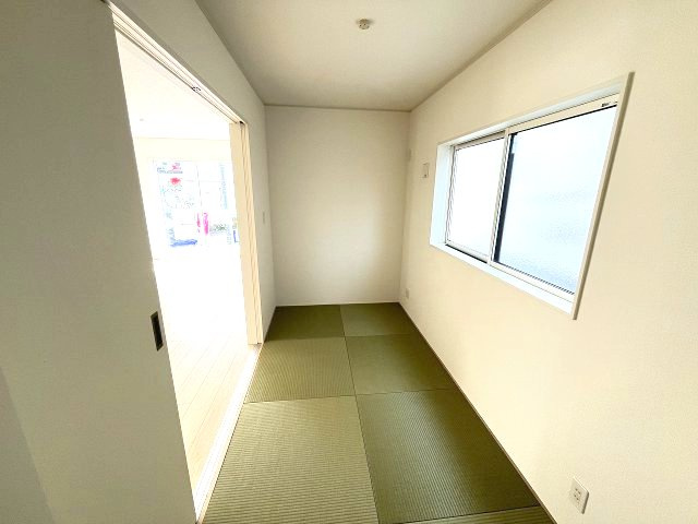 【和室】 | 福岡市西区野方5丁目第15　2号棟（全2棟）【仲介手数料無料・0円】 | 施工例。施工例は完成時と異なる場合があります。