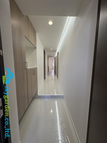 グランシティユーロコート藤沢の玄関|明るい玄関です