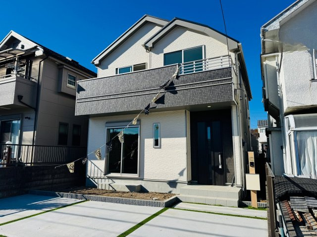 八王子市　下恩方町　新築一戸建て　４期の外観|～省エネ性能認定住宅　並列2台駐車可能　パントリー付き4LDK住宅～