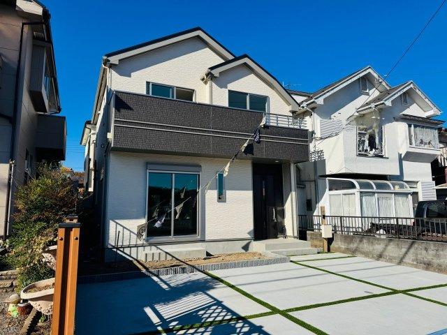 八王子市　下恩方町　新築一戸建て　４期の外観|～省エネ性能認定住宅　並列2台駐車可能　パントリー付き4LDK住宅～