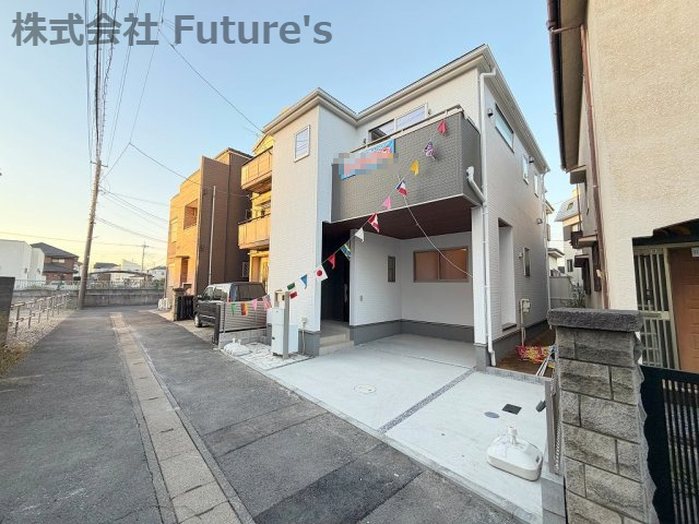 三郷市戸ケ崎1丁目　新築戸建　全1棟の前面道路含む現地写真|前面道路含む現地写真です。