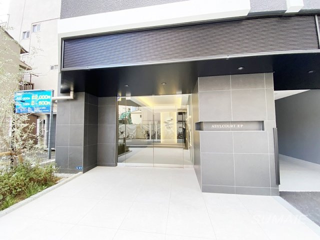 アジールコート王子のエントランス|建物入り口です☆