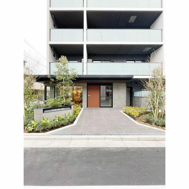 プラネソシエ青戸のエントランス