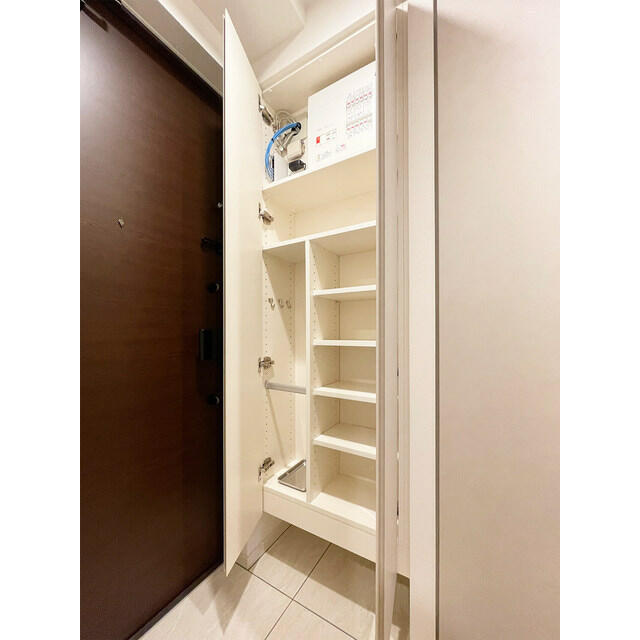 プラネソシエ青戸の玄関