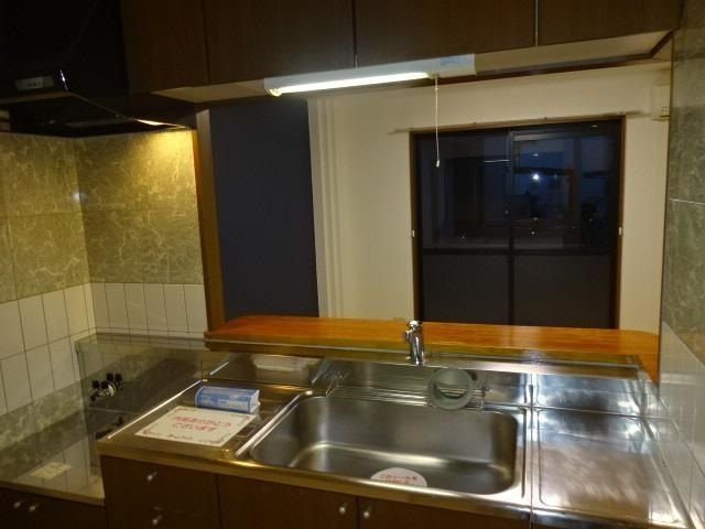 Ｆｉｒｓｔ．Ｖｉｌｌａのキッチン