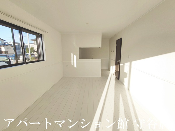 Verde Este Aの居間・リビング