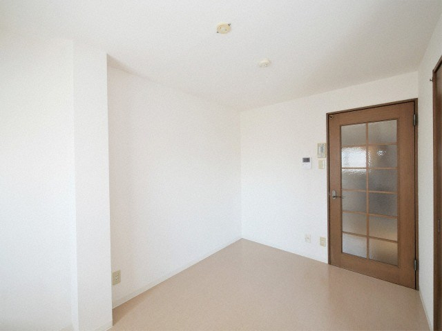 ベルダ中宮の居間・リビング