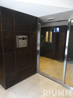 【エントランス】 | ディアレイシャス王子神谷