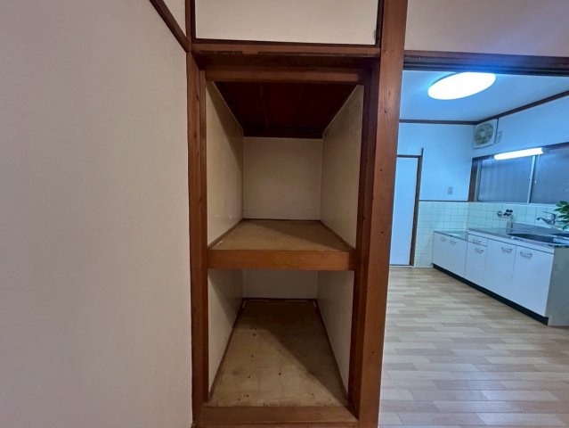 枚方市野村元町の一戸建ての収納|小物を収納するのに便利です