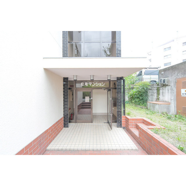 松尾マンションのエントランス|清潔なエントランスです