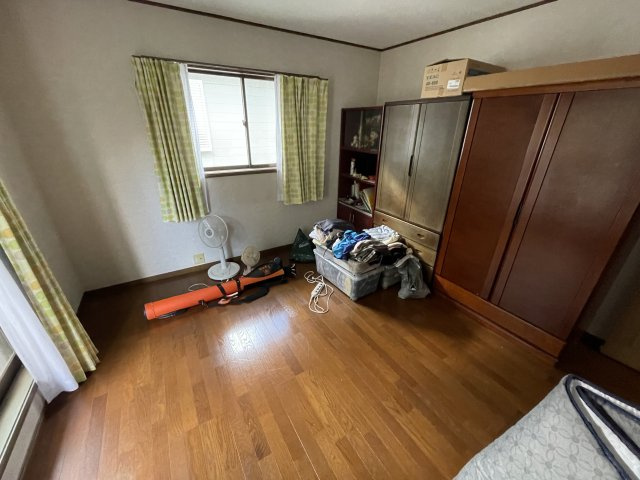 八街市吉倉263中古戸建ての洋室