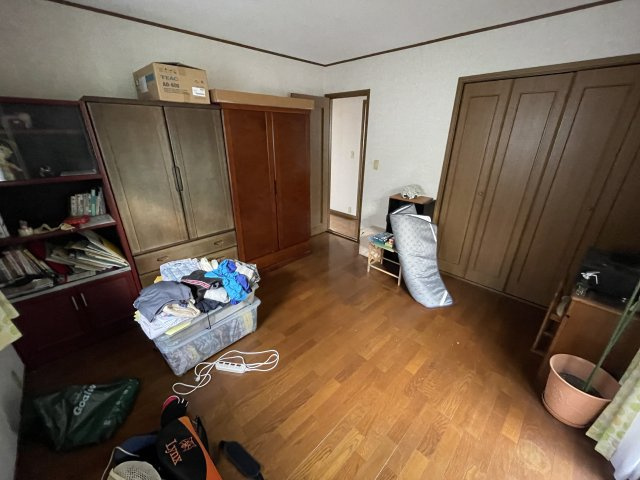 八街市吉倉263中古戸建ての洋室