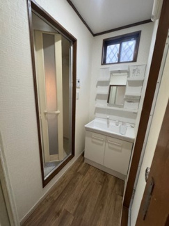 【独立洗面台】 | ヴィランディ | 独立洗面台、朝の身支度には欠かせません