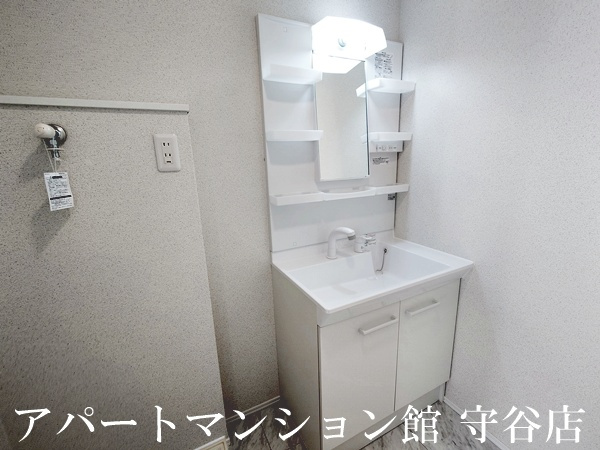 Verde Este Aの独立洗面台