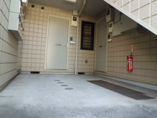 メゾンルミエールのエントランス|エントランス