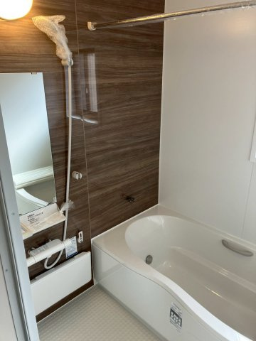 宇多津町津の郷　LDK19.3帖のリフォーム戸建の浴室|洗い場のスペースも広くて、使いやすい仕様になっています。