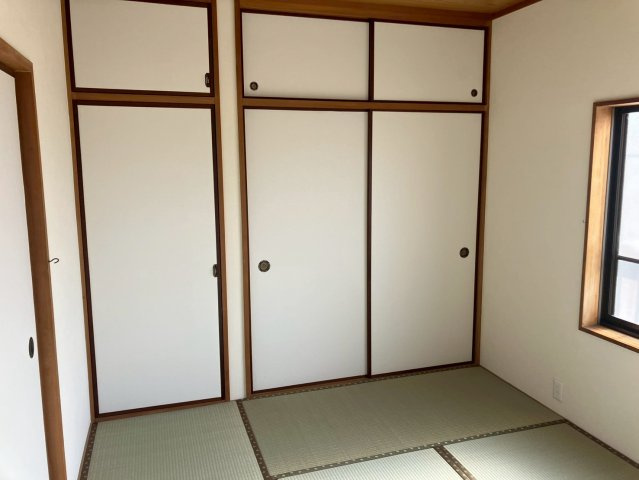 宇多津町津の郷　LDK19.3帖のリフォーム戸建の和室