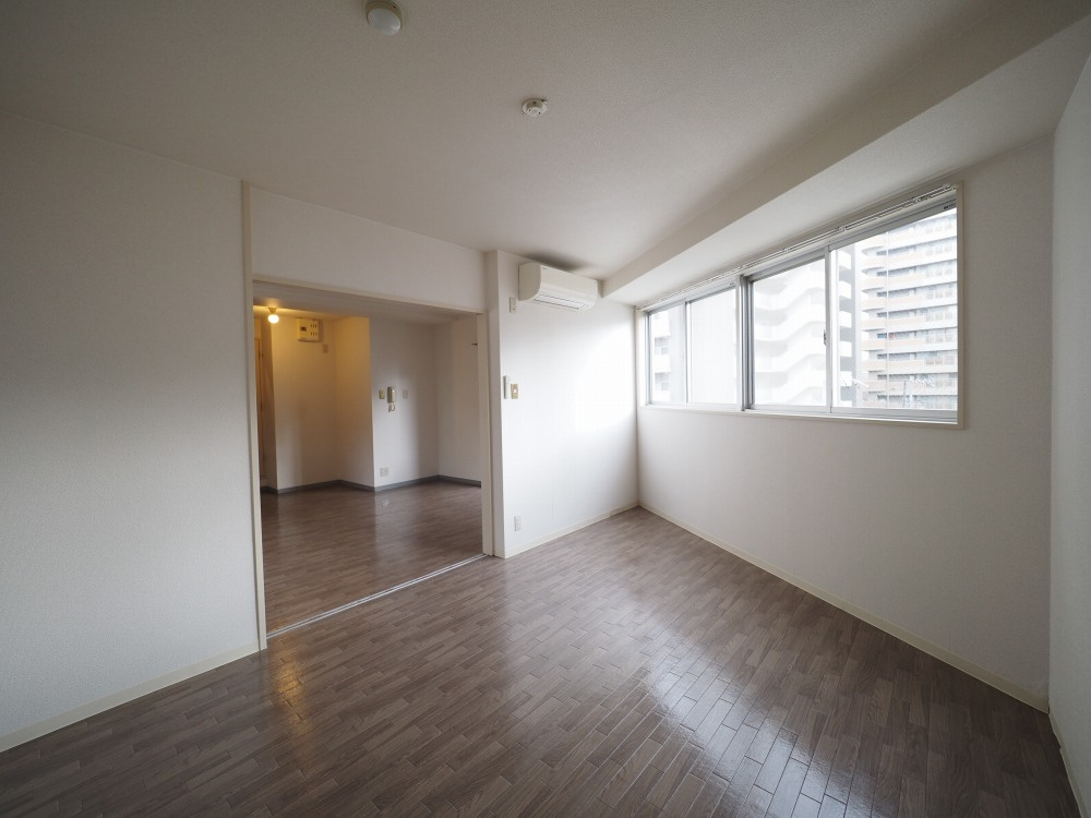 タウンコートの洋室