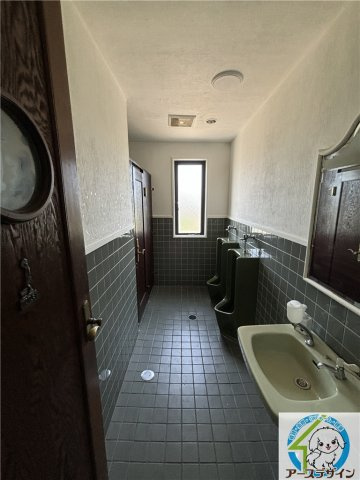 押部谷町押部　1棟貸しのトイレ