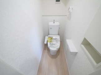 【トイレ】 | 東金市台方第9  新築戸建 3号棟 | 令和7年12月築 オール電化 4LDK  リビング約16.2帖 東金市立城西小学校徒歩約8分 上下水