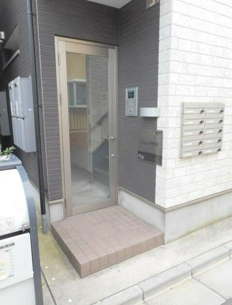 Stage中野Ⅲのエントランス