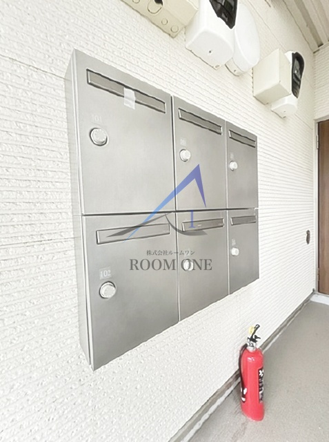 ルミエリア横浜のその他共用部分|集合ポストです。