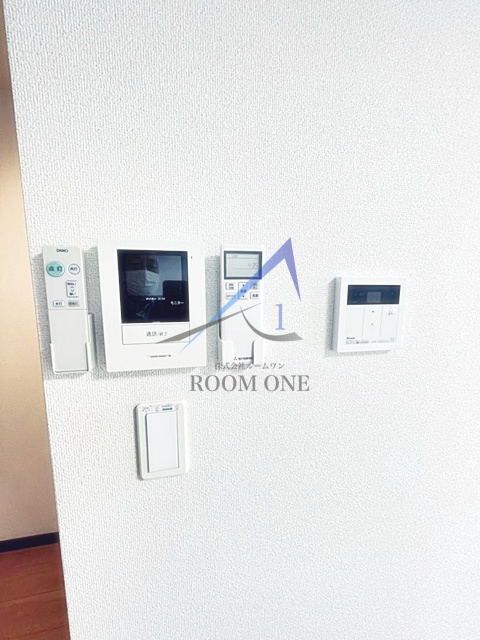 ルミエリア横浜のセキュリティ|モニター付きインターホンです。