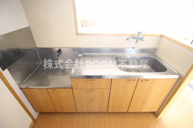 ライトプレイスのキッチン|お料理しやすいキッチンです