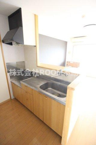 ライトプレイスのキッチン|お料理しやすいキッチンです